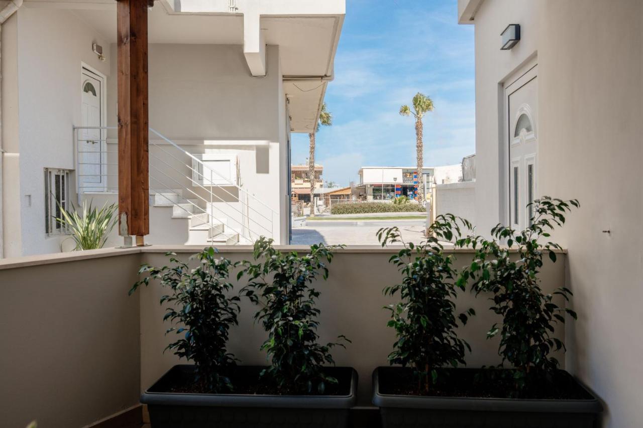 Vinnies Homes كاندية المظهر الخارجي الصورة